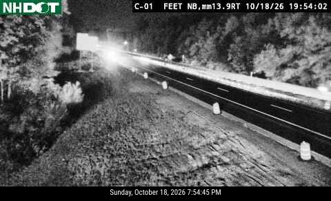 Everett Turnpike & Merrimack MM 13.9 traffic camera, Merrimack, New Hampshire