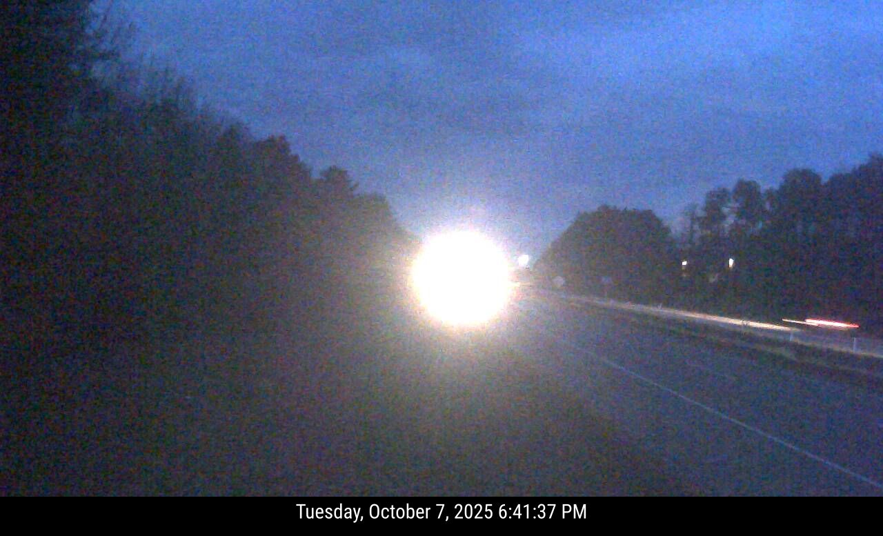 I-95 Mile 109 Southbound - Augusta Maine Webcam